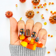 Load image into Gallery viewer, Halloween Nail Wraps: Just treats, No trick!
